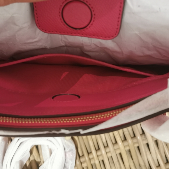 NWT  coach turnlock carry all crossgrain leather - Picture 10 of 13